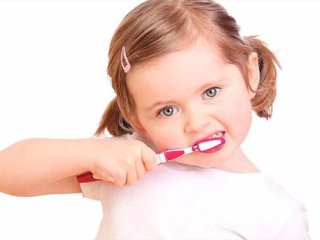 دندان شیری چه اهمیتی دارد؟