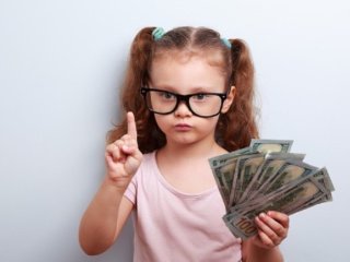 تکنیک‌های صحیح «پول توجیبی دادن» به بچه‌ها
