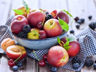 میوه‌های تابستانی از دیدگاه طب سنتی