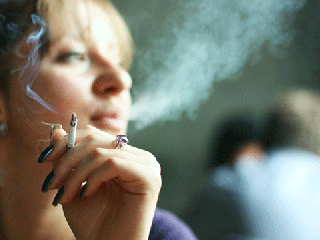 زشتـی پيامد مصرف سيگار در زنان
