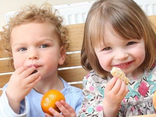 عادات غذايی خوب برای بچه‌ها