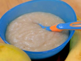 خوراك‌های رژیمی پوره‌هایی برای بچه‌های 8--7 ماهه