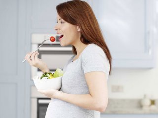 توصیه‌های مهم تغذیه‌ای به مادران باردار (1)
