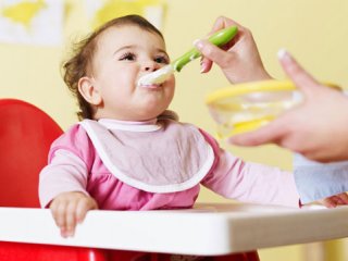 روش‌های غذا دادن به ‌نوزاد (2)