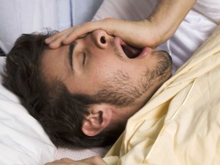 مشکلات خواب زنگ خطر بیماری آلزایمر است