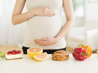 رفتارهای غذایی در دوران بارداری