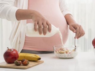 آيا مادران باردار بايد به اندازه 2 نفر غذا بخورند؟