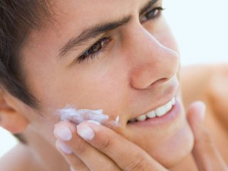 درمان های خانگی برای مقابله با پوست چرب