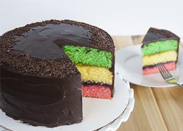 کیک سه رنگ