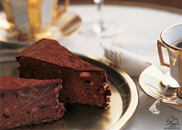 کیک شکلات و بادام بدون استفاده از آرد