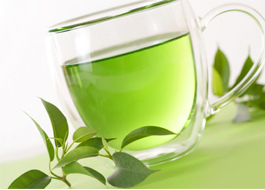نوشيدني چای سبز