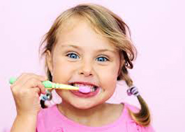 عيد همگي مبارك، مواظب دندان‌های بچه‌ها باشيد