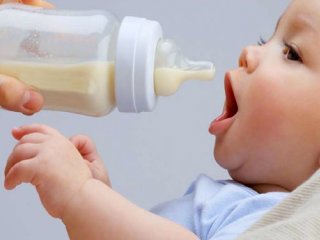 مروری بر شیرخشک های مورد مصرف در کودکان