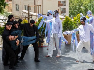 کوشان فارمد برای افزایش آگاهی درباره آسم تئاتر خیابانی برگزار می‌کند