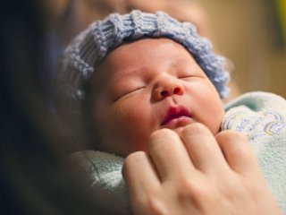 شیردادن به کودک حتی پس از گذراندن دوره نوزادی