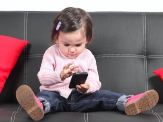 10 روش محافظت از کودکان در برابر دام فناوری