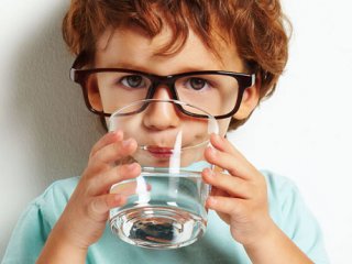 چند نکته تغذیه ای برای حفظ آب بدن کودک