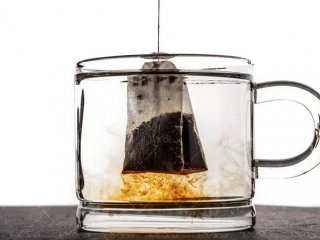 15 کاربرد چای کیسه ای که نمی دانستید