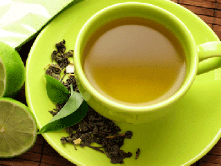 ۵ نوع چای برای آب کردن چربی شکم