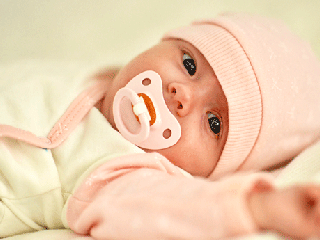 درمان‌های خانگی مناسب برای زردی نوزاد