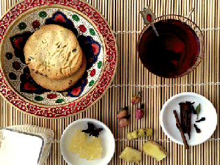 ادویه ها مناسب برای خوش طعم شدن چای سیاه