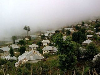 دهکده‌ای در مازندران که میان ابر‌ها معلق است