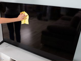 4 روش اصولی برای تمیز کردن تلویزیون
