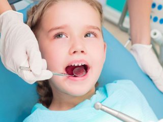 بررسی روش‌های کنترل پلاک دندانی