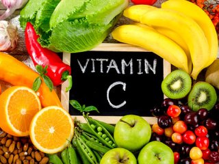 ویتامین C برای کرونا خوب است یا بد؟