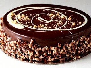 کیک کاکائویی با روکش مخملی + طرز تهیه