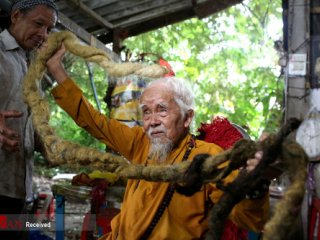 مردی با مو‌های ۵ متری در ویتنام + تصاویر