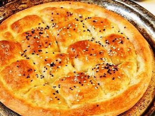 طرز تهیه نان خوشمزه ترکیه‌ای بدون نیاز به فر