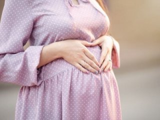 آیا خوابیدن به پشت در دوران بارداری خطرناک است؟