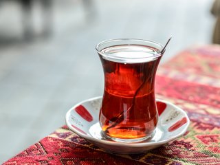 ۱۰ فایده شگفت‌انگیز چای سیاه برای سلامتی
