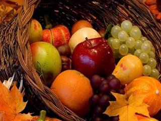 بخور و نخورهای فصل پاییز؛ از شربت لیمو و عسل تا میوه‌های ترش