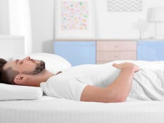 بهترین روش خوابیدن برای جلوگیری از کمردرد چیست؟