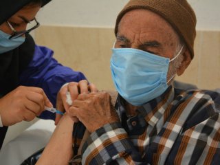 آغاز واکسیناسیون انبوه علیه کرونا در سیستان و بلوچستان