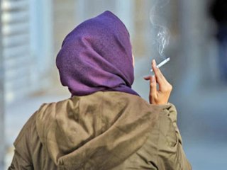 افزایش مصرف سیگار بین دختران جوان