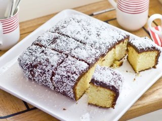 کیک لامینگتون با طعم استرالیایی +  طرز تهیه