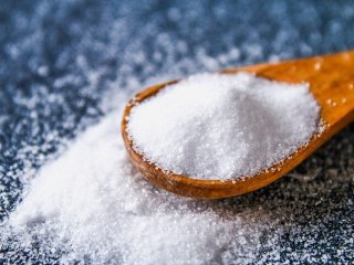 خوردن نمک زیاد چه بلایی سرتان می‌آورد