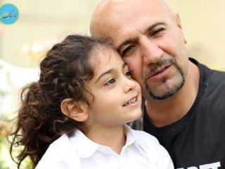توهین پدر آرات حسینی به مردم ایران