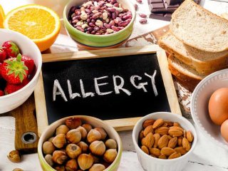 علائم آلرژی را با این مواد غذایی برطرف کنید