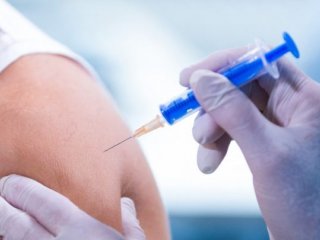 واکسن کرونا را به کدام بازو بزنیم؟