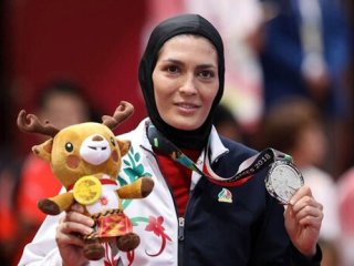 ادعای جنجالی ورزشکار زن ایرانی؛ در کمتر از یک دقیقه هالک فتوشاپی را شکست می‌دهم!