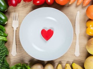 ۸ ماده غذایی برای تضمین‌ سلامت قلب