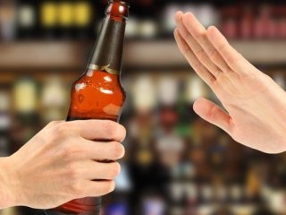 افزایش احتمال بروز ۵ سرطان‌ با مصرف مشروبات الکلی