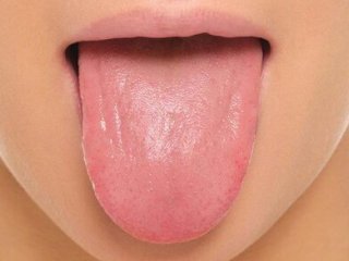 چه عواملی باعث ایجاد احساس تلخی در دهان می‌شود؟