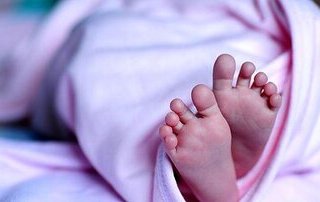 جزئیات مرگ نوزاد زنده در سردخانه بیمارستان