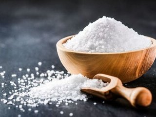 موضع وزارت بهداشت درباره مصرف نمک‌های صورتی و آبی