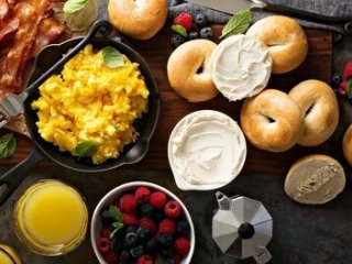 این ۵ غذا را در وعده صبحانه نخورید